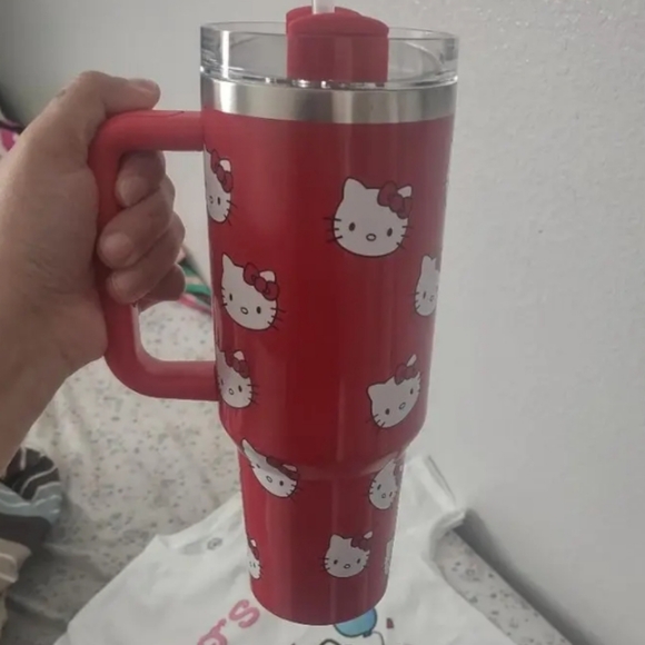 Sleek Red Hello Kitty Travel Mug - Picture 3 of 9